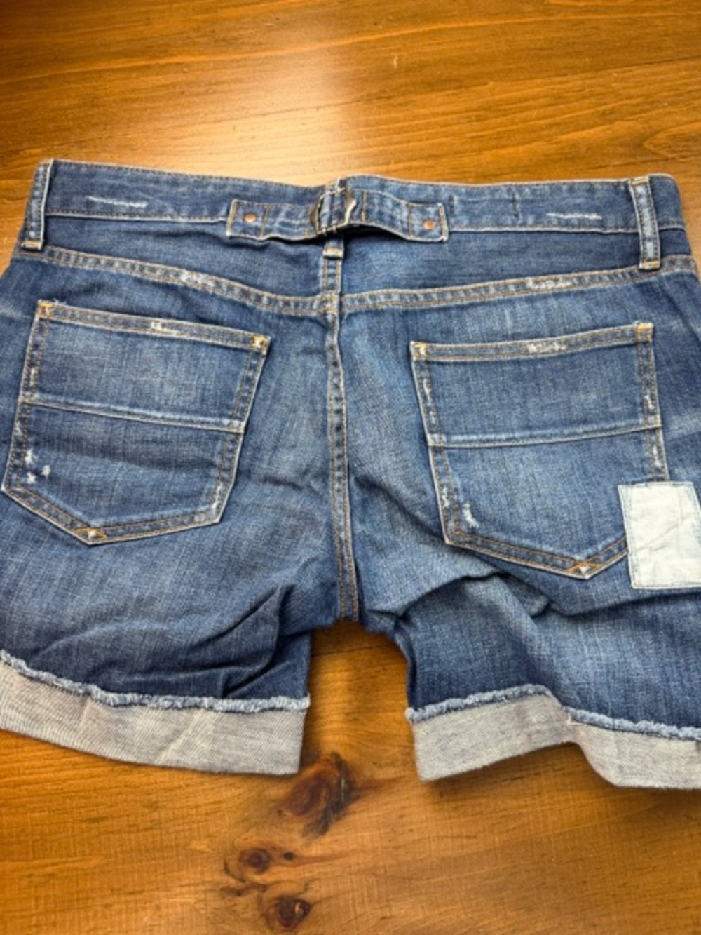 GAP 1969 Distressed Jean Shorts Women's Size 4/27 Deconstructed Dark Wash - Picture 8 of 8
